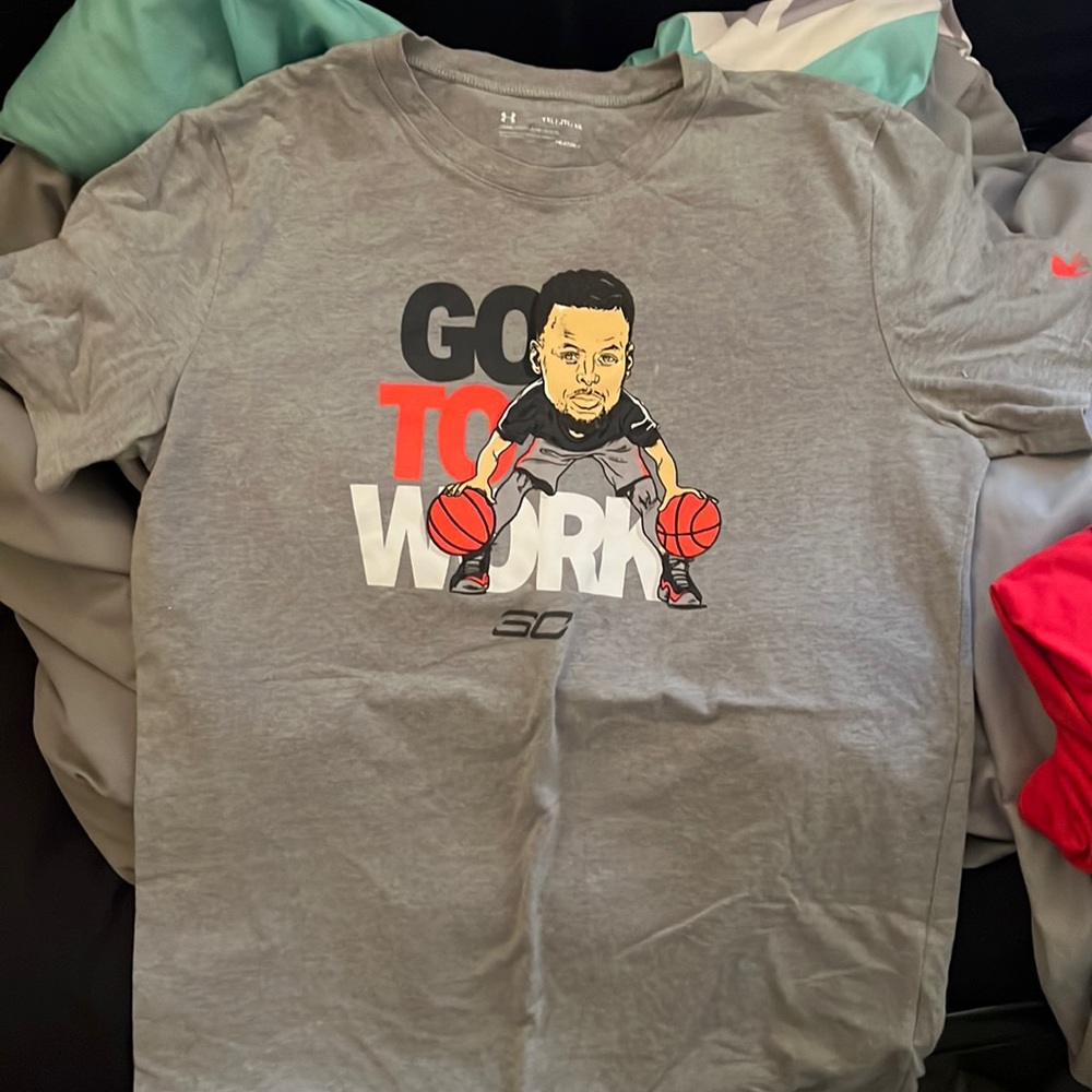 Under Armour T- Shirt